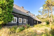 Prodej rodinné rekreační chalupy s rozlehlou zahradou, Nový Oldřichov, č. ev. 51, oblast Česká Lípa, pozemek 3156 m2, obytná plocha 130 m2, cena 5500000 CZK / objekt, nabízí